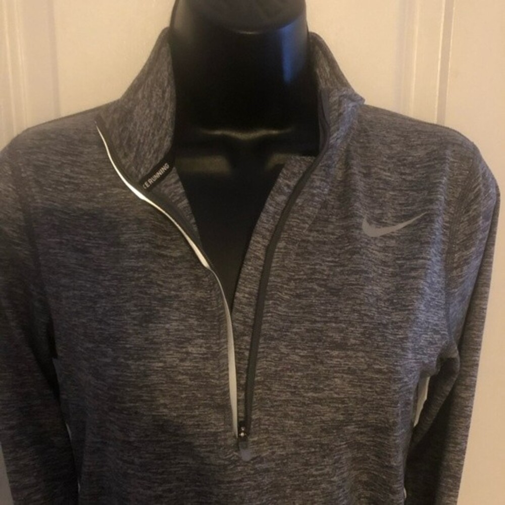 Nike 3/4 zip XS - Picture 2 of 3